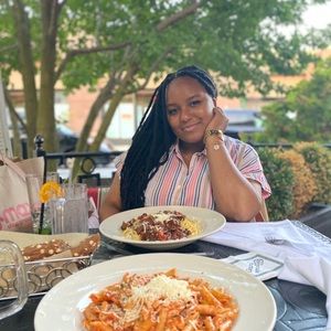 Meet your Posher, Ashley